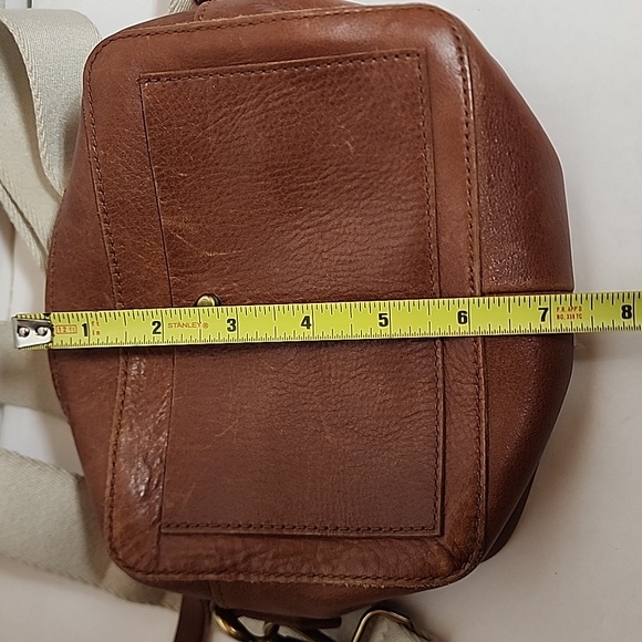 Madewell Brown Leather Transport Crossbody Camera Bag With Adjustable Strap - Picture 12 of 13